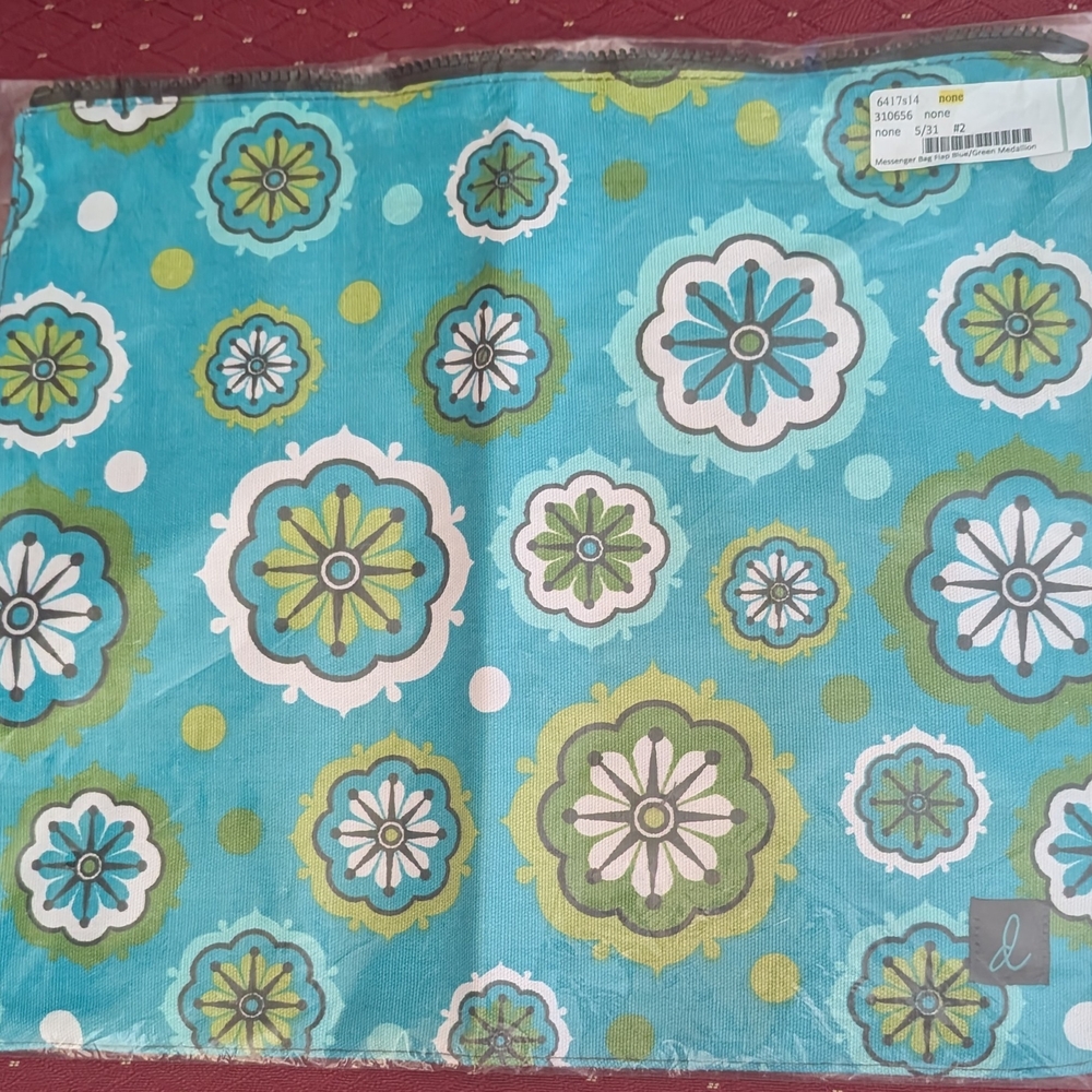 Floral Patterned 31 Messenger Bag Flap